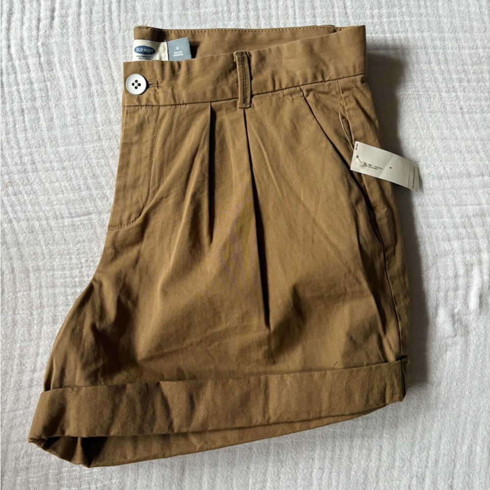 Old Navy Tan Pleated Shorts